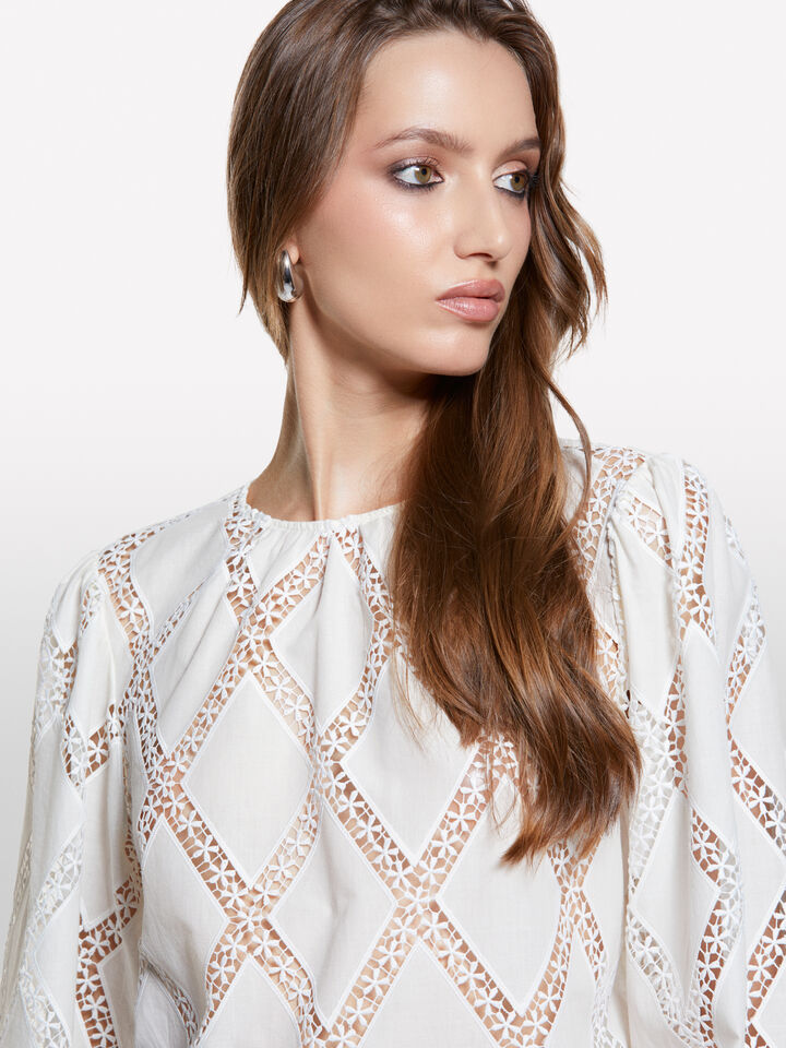 Cream white blouse with lace - women's blouses - Creamy White | Sisley image number 4